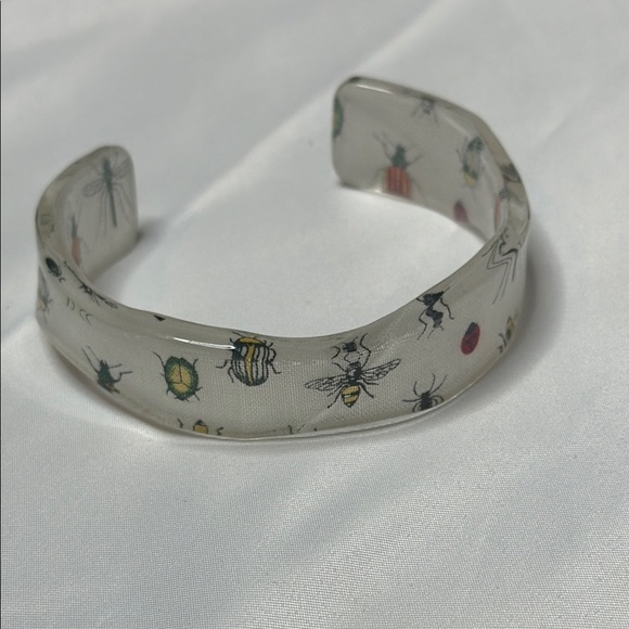Jewelry - 🐼 3/$25 Vintage Insect Print Cuff Bracelet